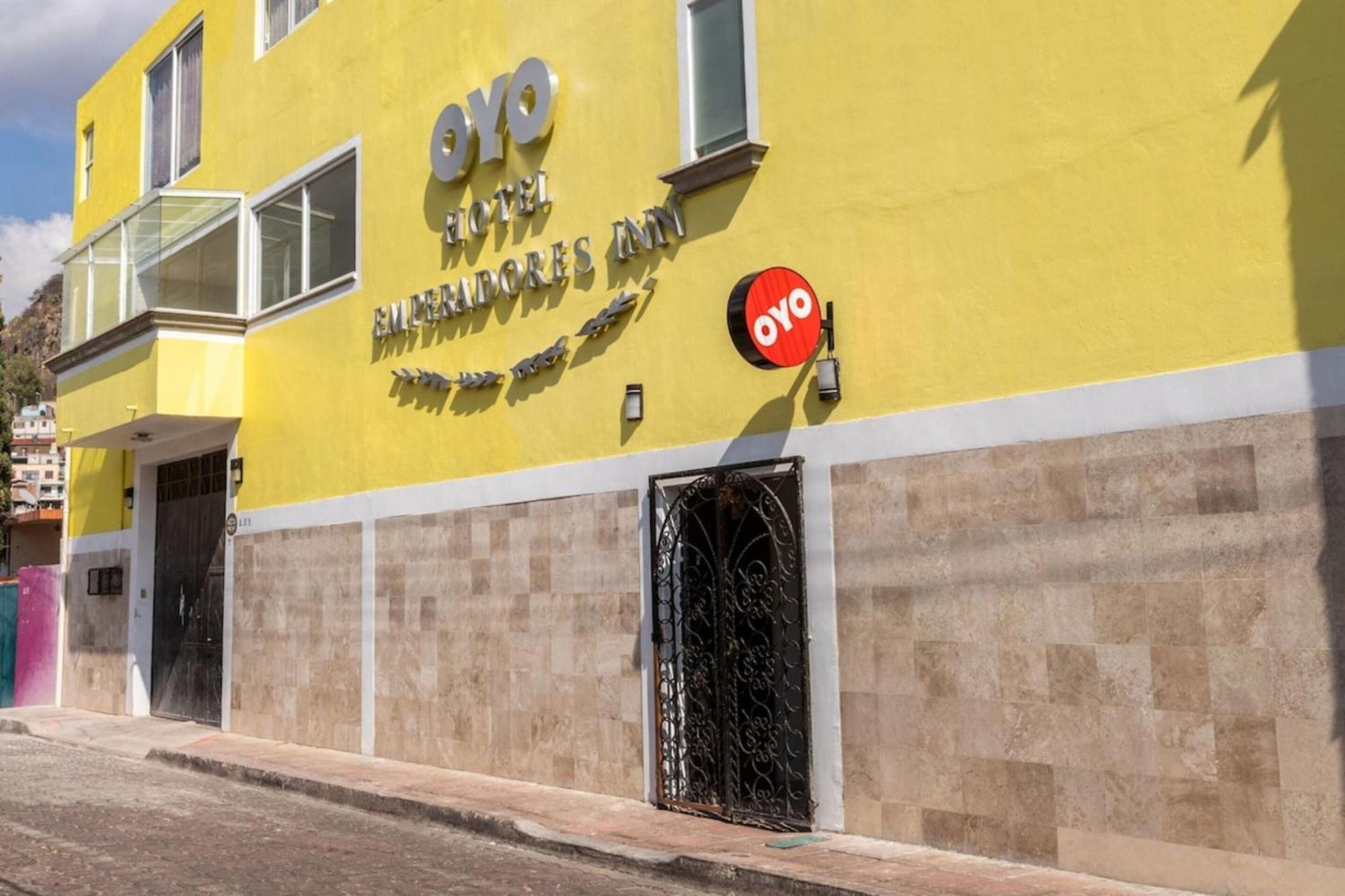 Oyo Hotel Emperadores Inn, Atlixco Exterior photo